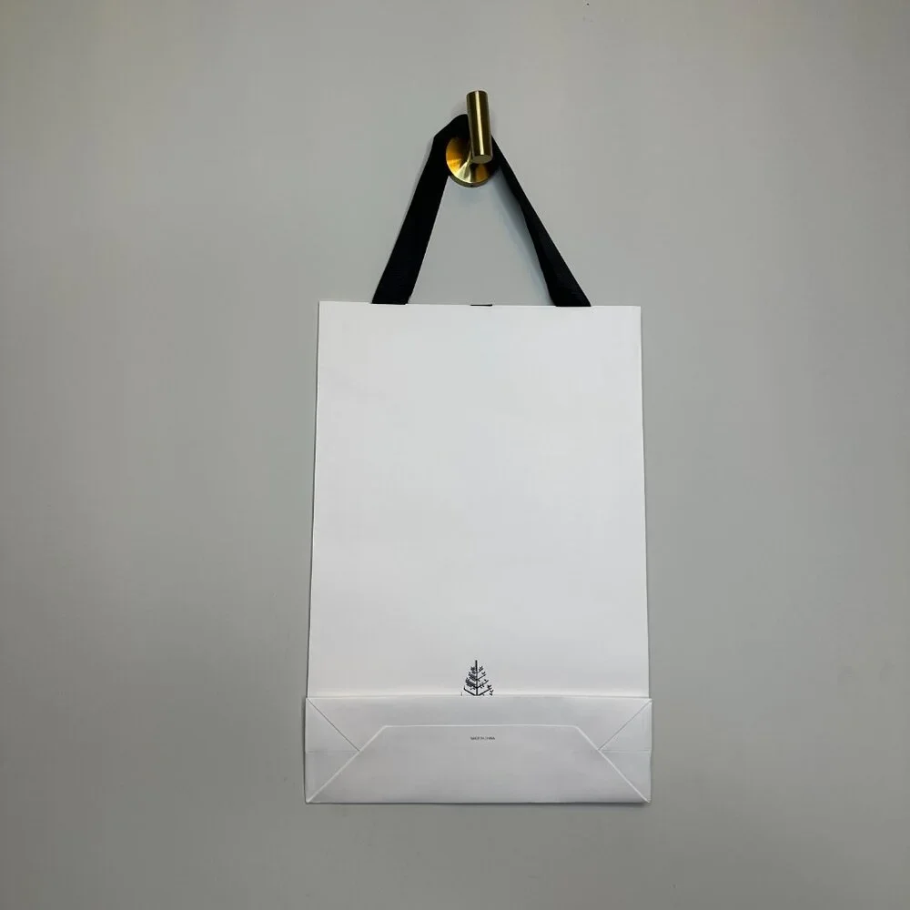 Four Seasons Hotels and Resorts White XL Paper Gift Bag